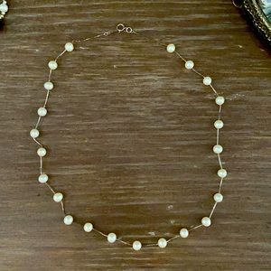 White gold and pearl necklace